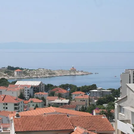 With A Parking Space - 6641 *