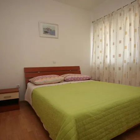 With A Parking Space - 6641 *