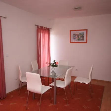 With A Parking Space - 6641 *