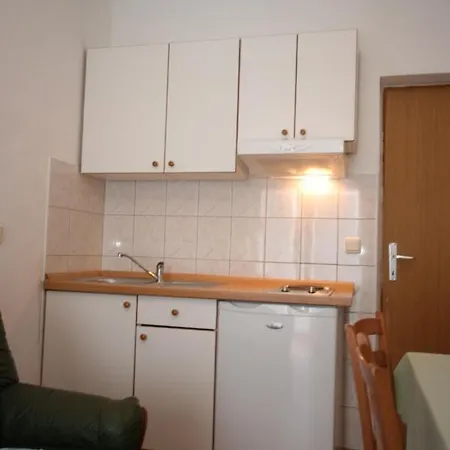 Apartman With A Parking Space - 6641