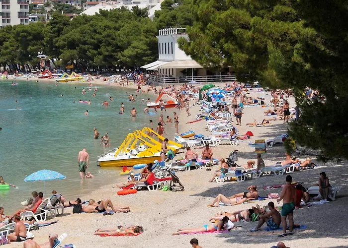 With A Parking Space - 6641 *