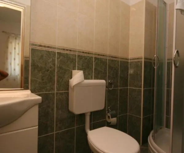 With A Parking Space - 6641 Apartman Makarska