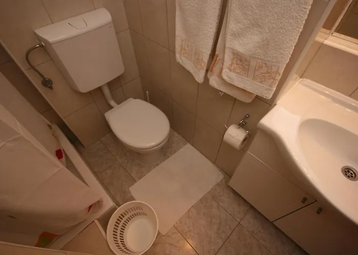 Apartman With A Parking Space - 6641 *