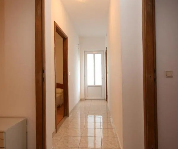 With A Parking Space - 6641 Makarska