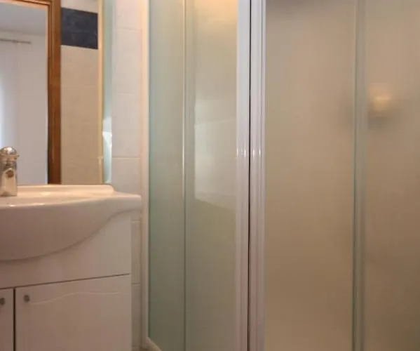 With A Parking Space - 6641 *