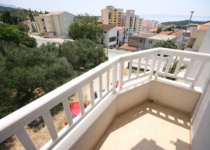 With A Parking Space - 6641 * Makarska